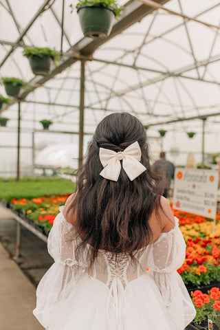 Delia Bow - Hair bow - ANDI