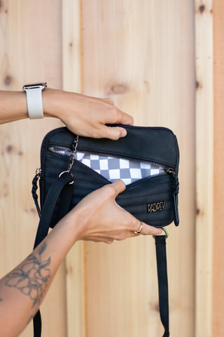 Pocket Bag in Matte Black - Wallet - ANDI